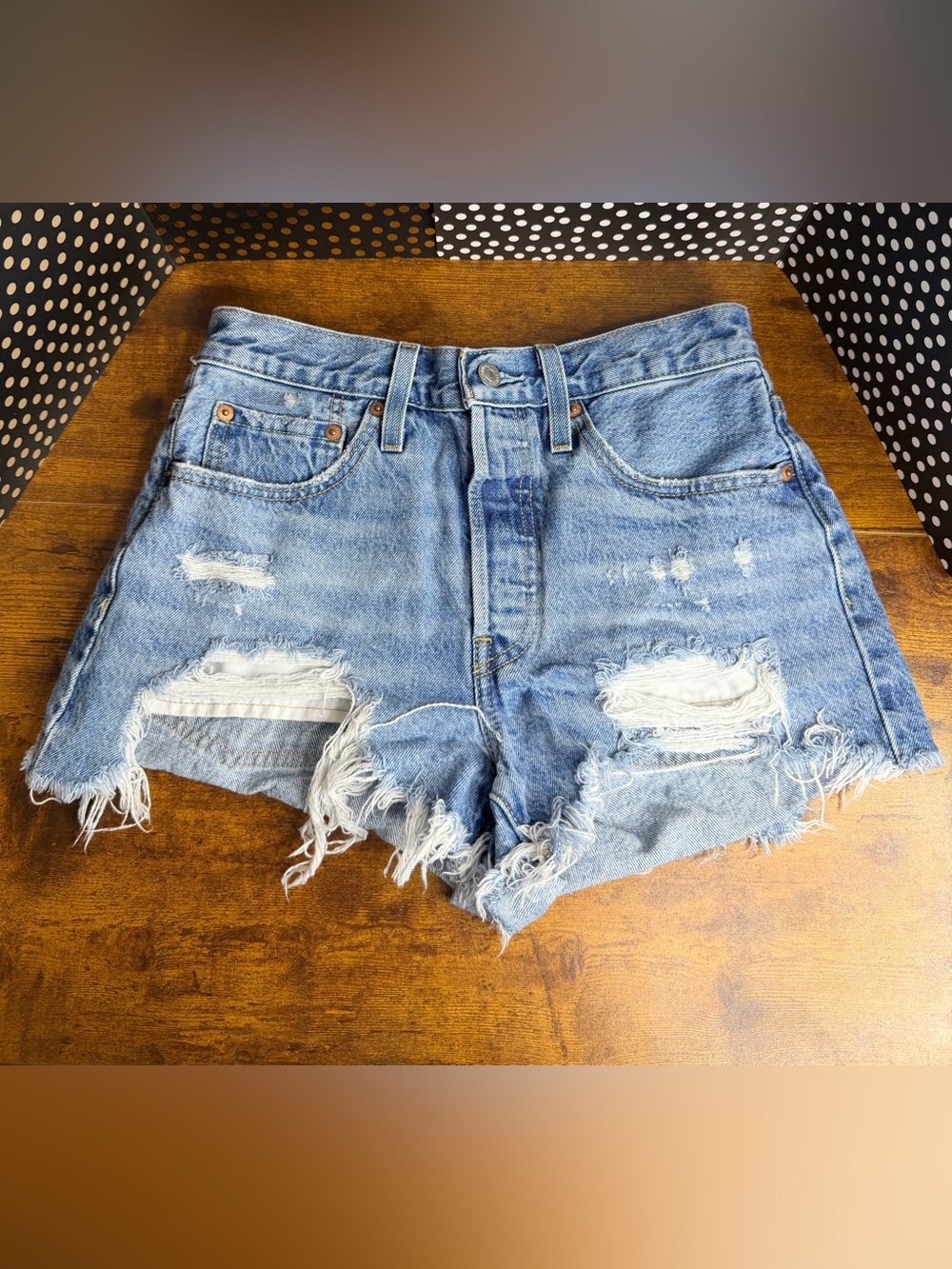 Levi’s 501 Original Fit Light Wash Distressed Cutoff Denim Shorts W26
